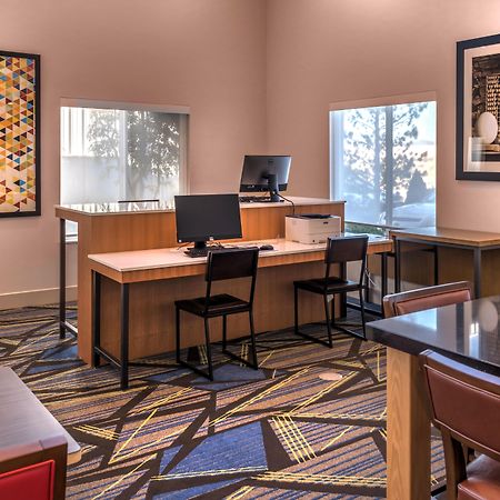 Holiday Inn Express Reno Airport By Ihg Экстерьер фото