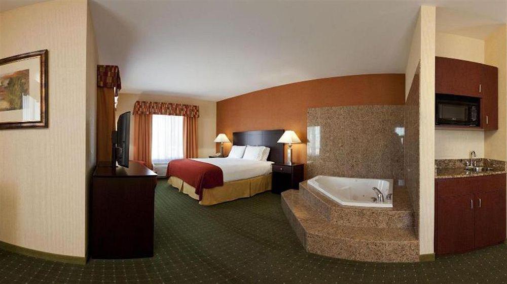 Holiday Inn Express Reno Airport By Ihg Экстерьер фото