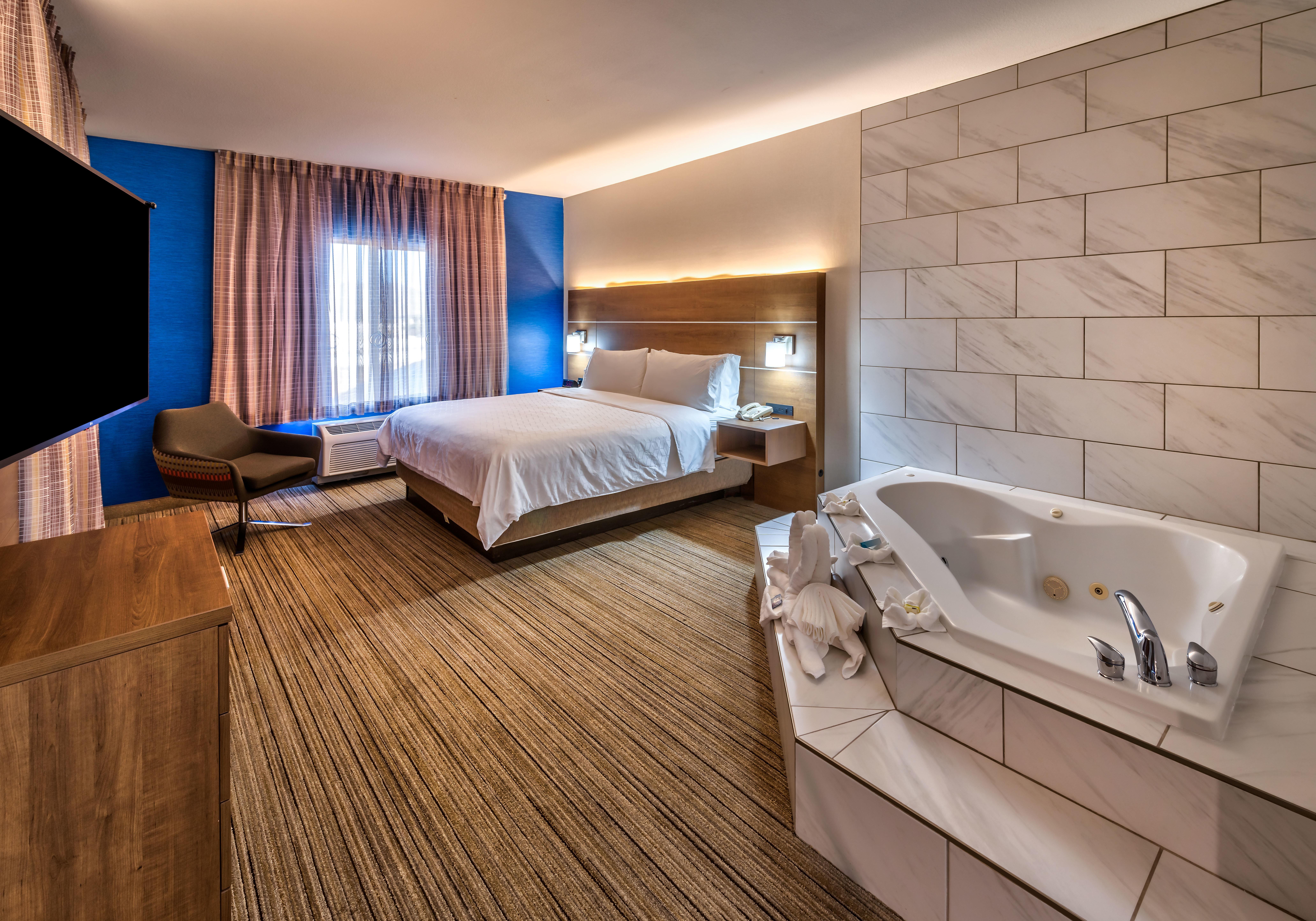 Holiday Inn Express Reno Airport By Ihg Экстерьер фото