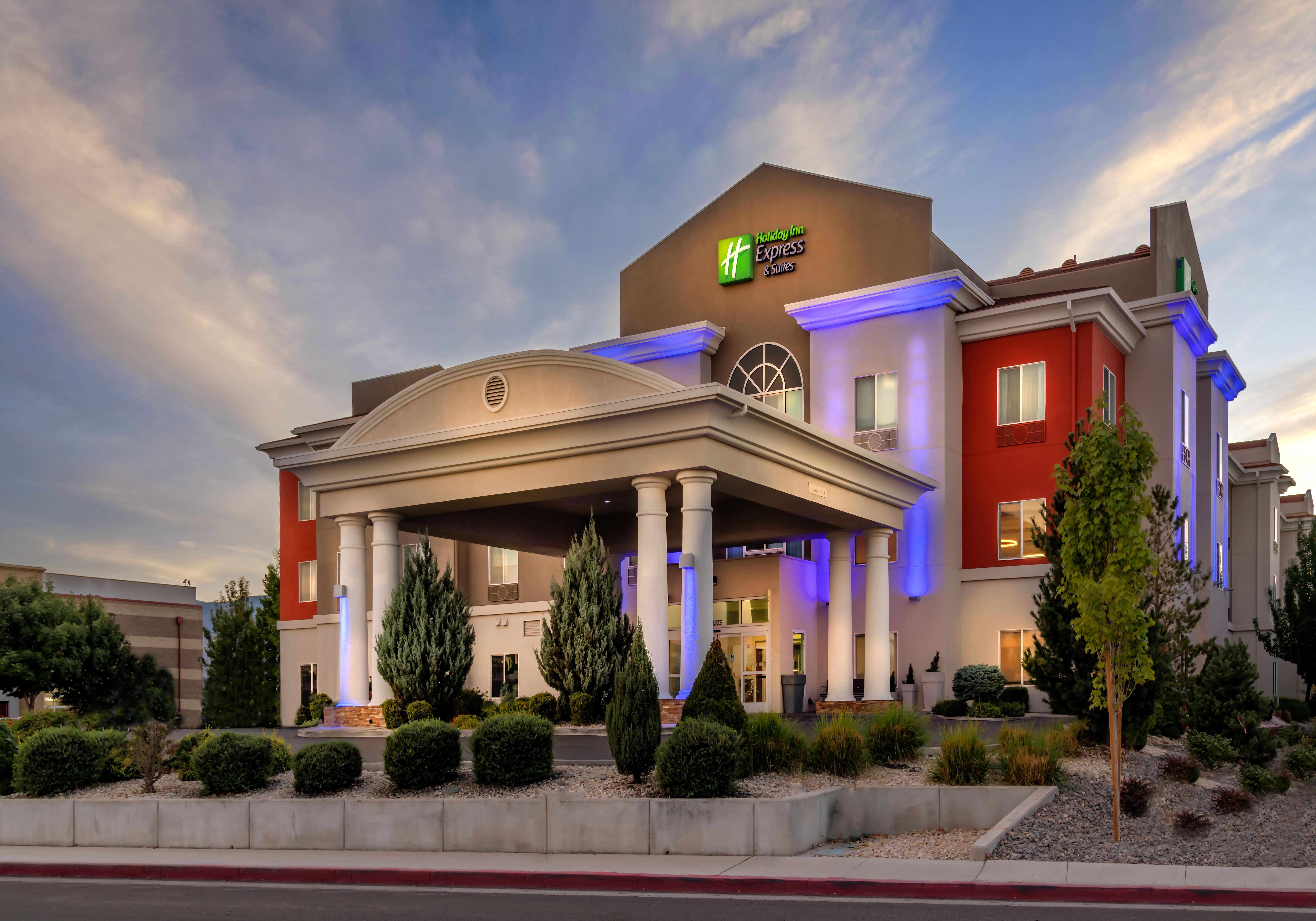 Holiday Inn Express Reno Airport By Ihg Экстерьер фото