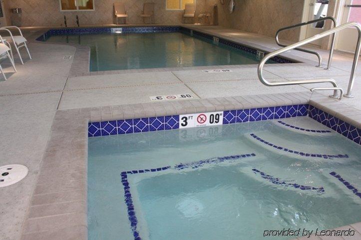 Holiday Inn Express Reno Airport By Ihg Экстерьер фото